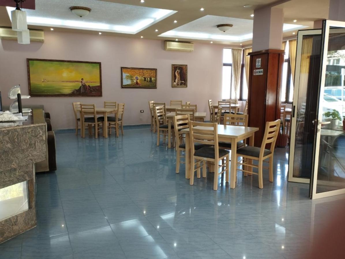 3 Durrës